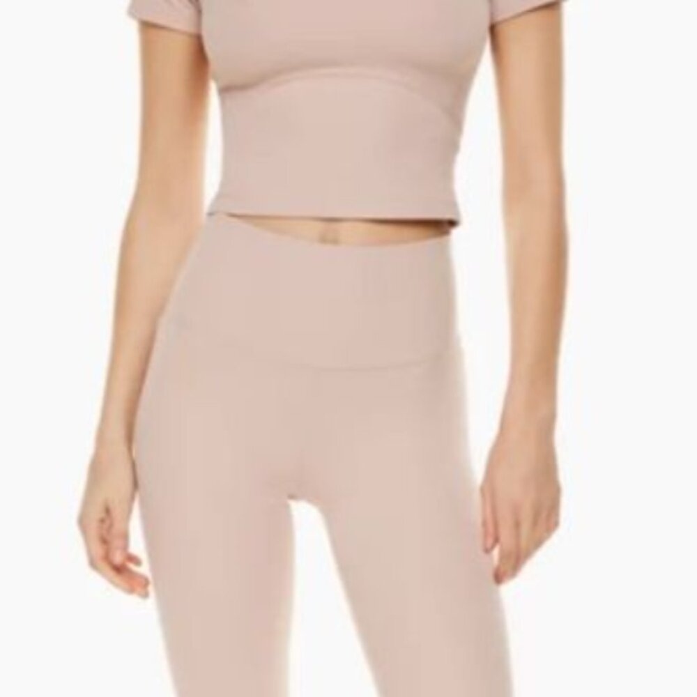 NWT TNA Butter Leggings in Blush - Picture 2 of 5